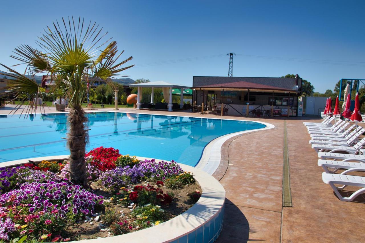 Balneo&SPA Complex MINERAL YAGODA Exterior foto